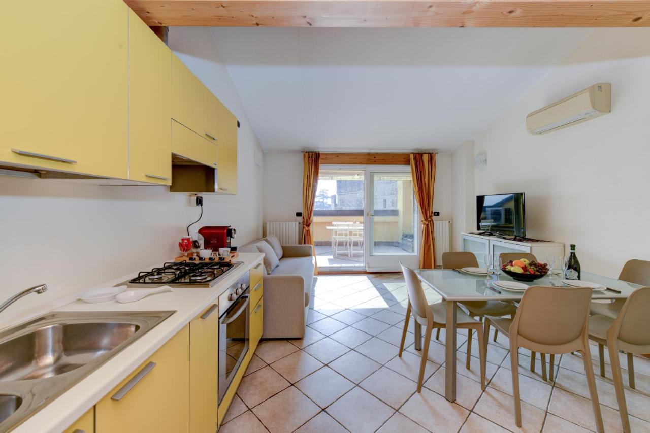 Sunset Apartment Home & Terrace 西尔米奥奈 外观 照片