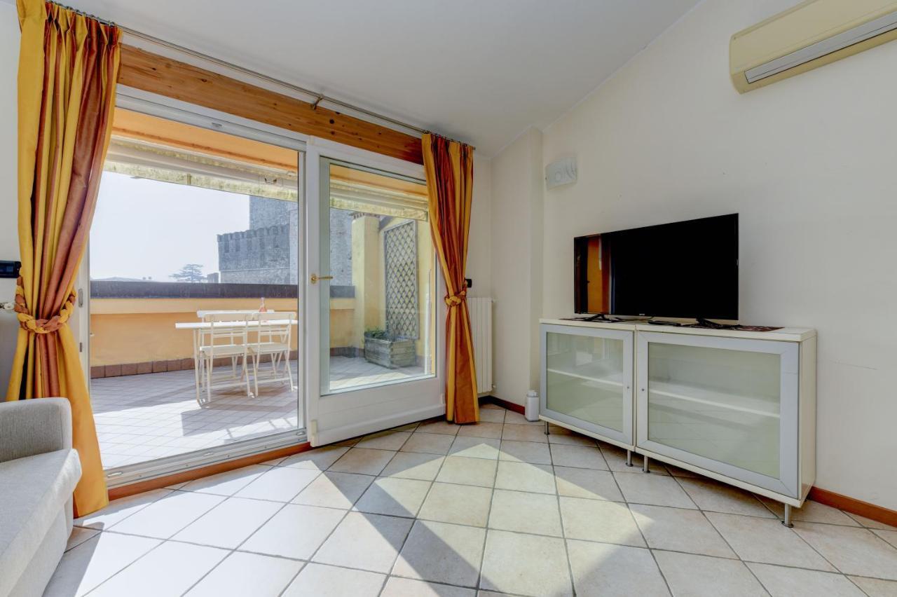 Sunset Apartment Home & Terrace 西尔米奥奈 外观 照片